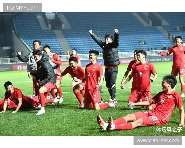 山东泰山克雷桑锋线发力，助球队逆转取胜