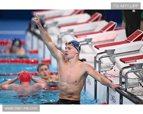 巴黎2024奥运会:莱昂·马尔尚闪耀赛场,勇夺游泳金牌 巴黎2024奥运会:莱昂·马尔尚闪耀赛场,勇夺游泳金牌